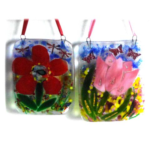Fused Glass Flower Picture Red Dahlia or Pink Tulip