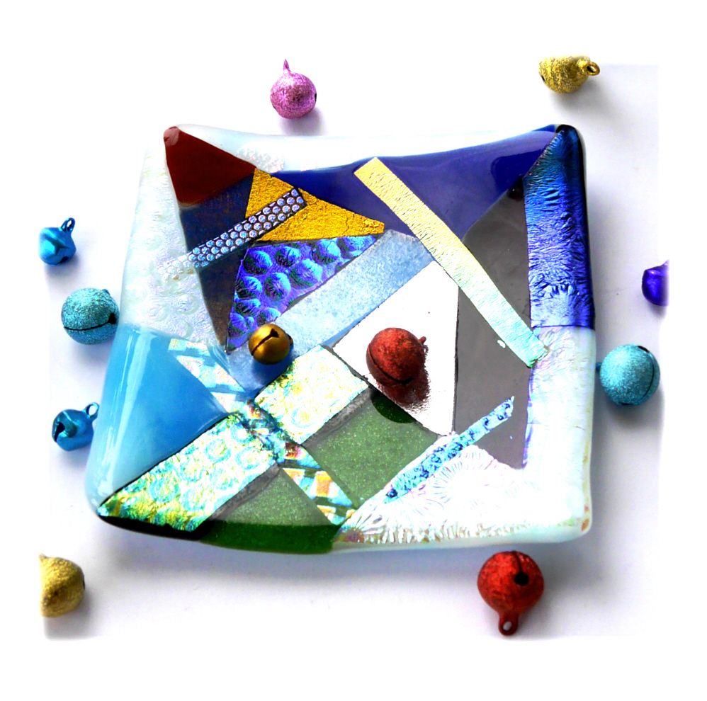 Abstract Dichroic Fused Glass 11cm Trinket Dish 002