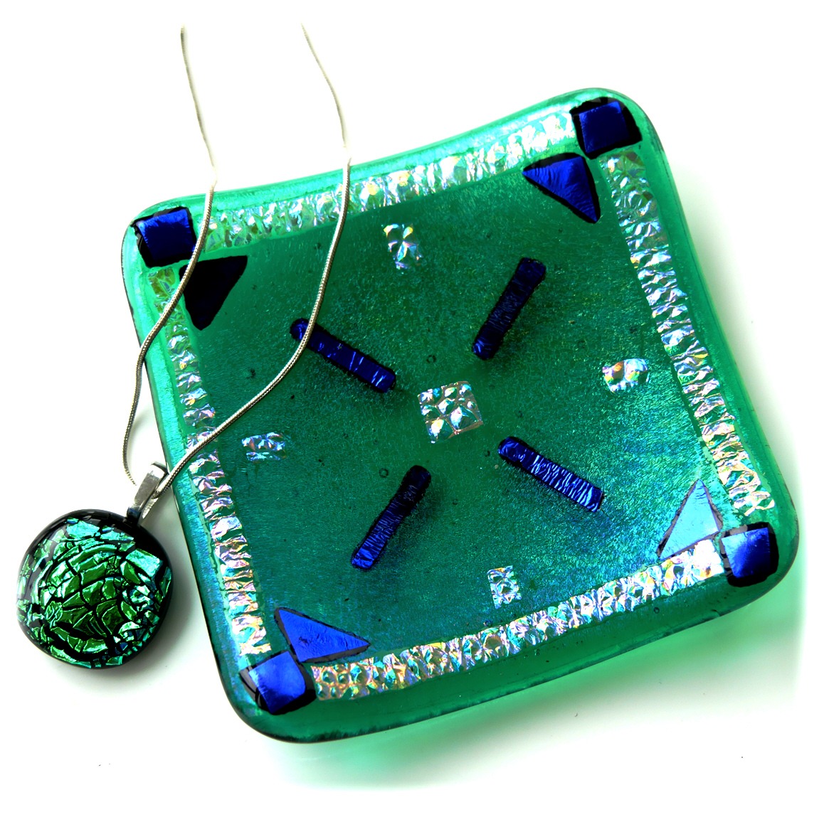 Emerald Fused Glass Trinket Dish Dichroic 9.5cm