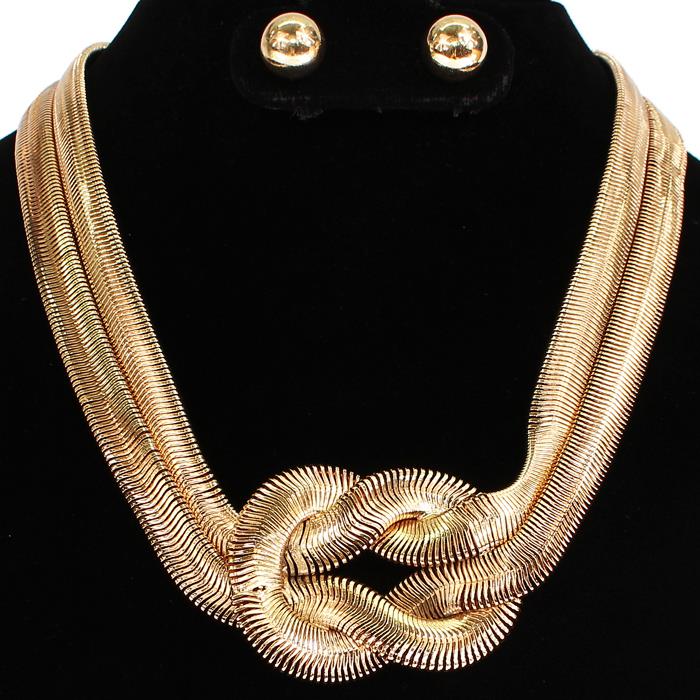 Twisted Gold Necklace Set 