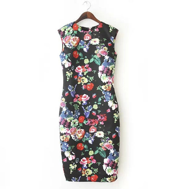 New Markdown Floral Print Bodycon Dress Size: M