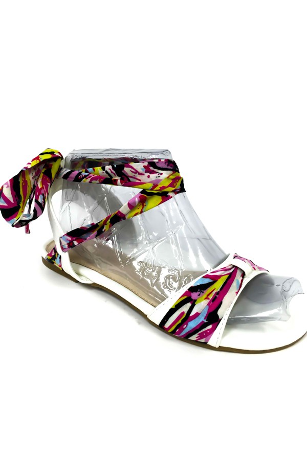 New Markdown Floral Print Cloth Sandals |Size: 9
