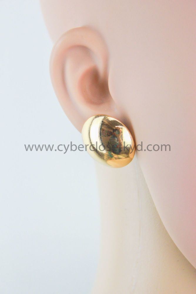 Medium Gold Smooth Studs