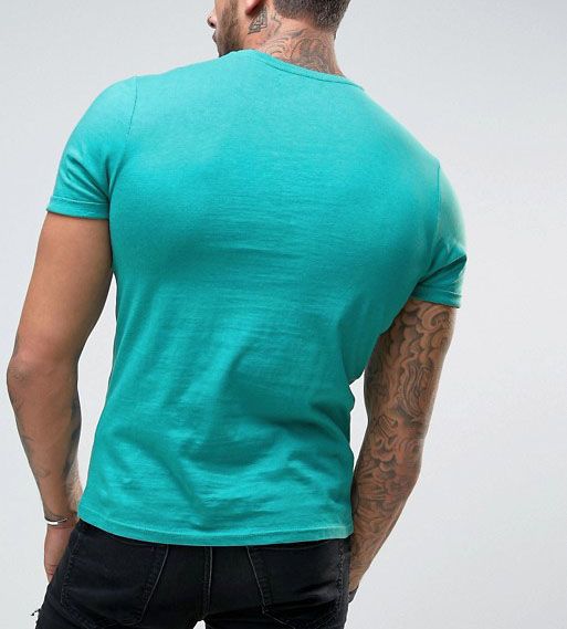 Teal Crew Neck T-Shirt Size: M