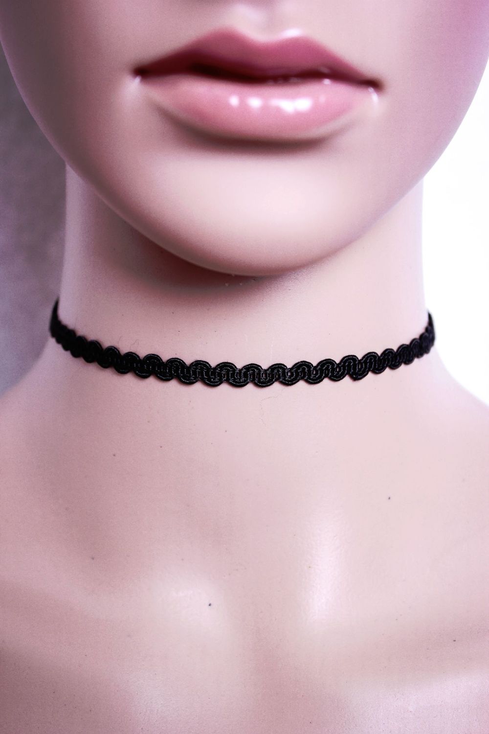 Black Twist Choker