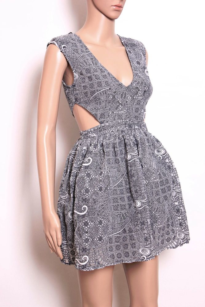 A320  - Printed Cut out Skater Dress