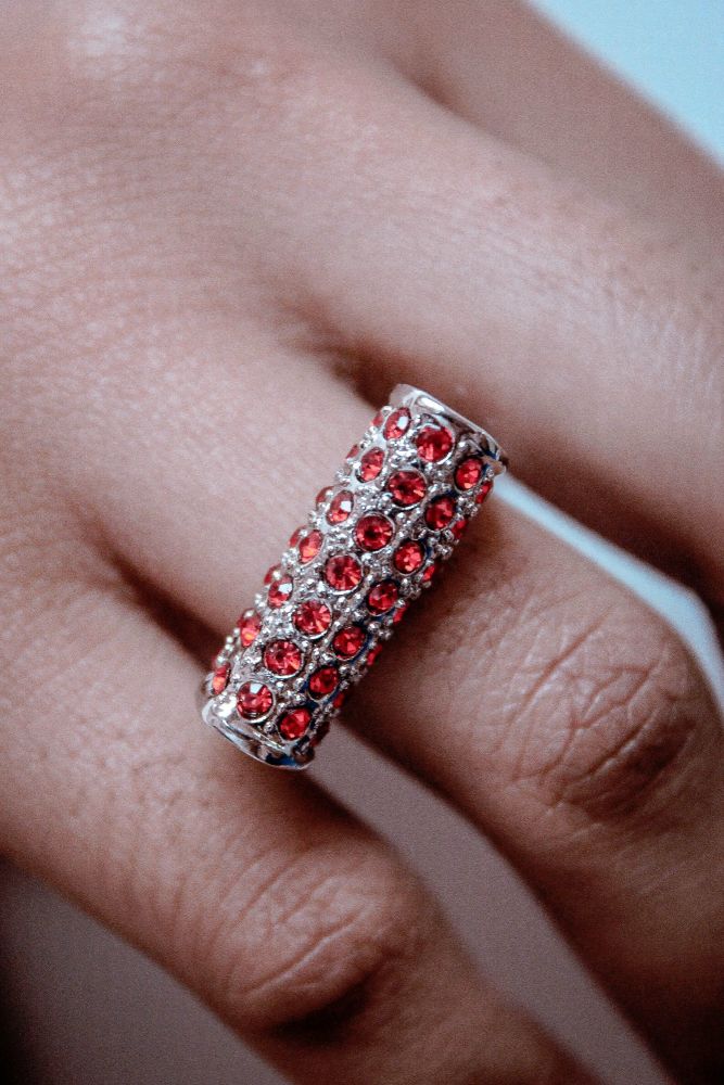 Red Rhinestone Fashion Ring Size: 18