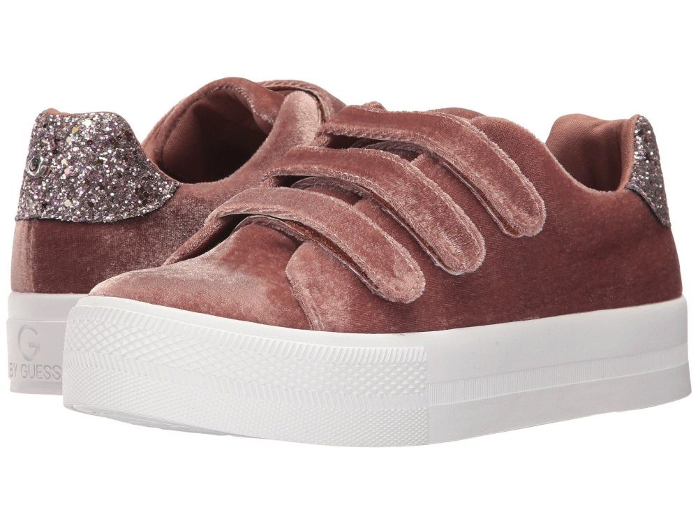GbG - Velvet Sneakers - Size 9
