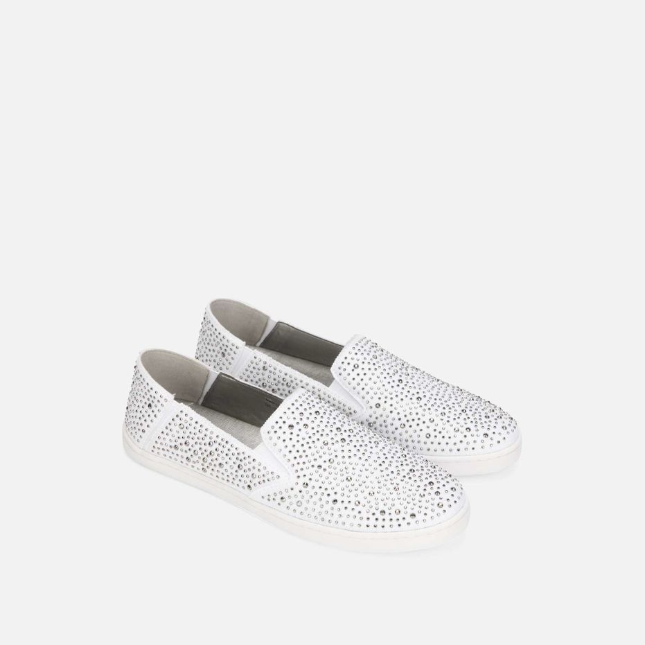 Studded Low-top Sneaker Slip-on Style|Size: 5 (RKC) 