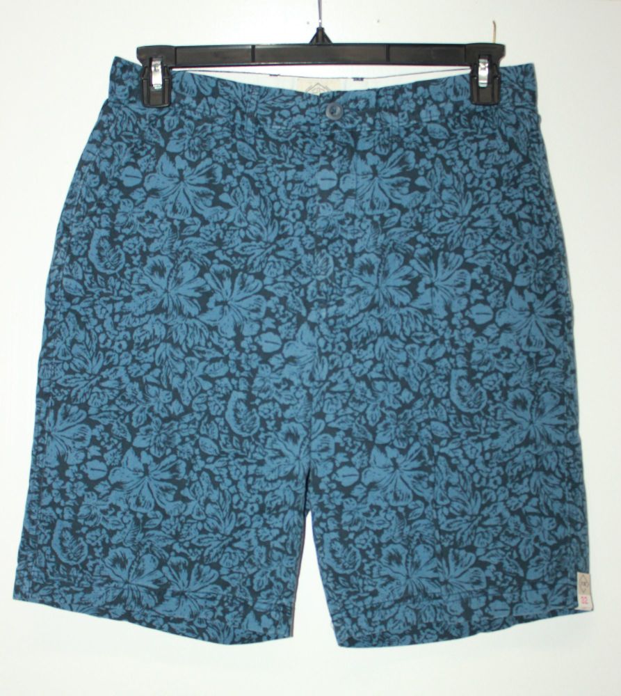 Leaf Print Chino Shorts|Size: 32