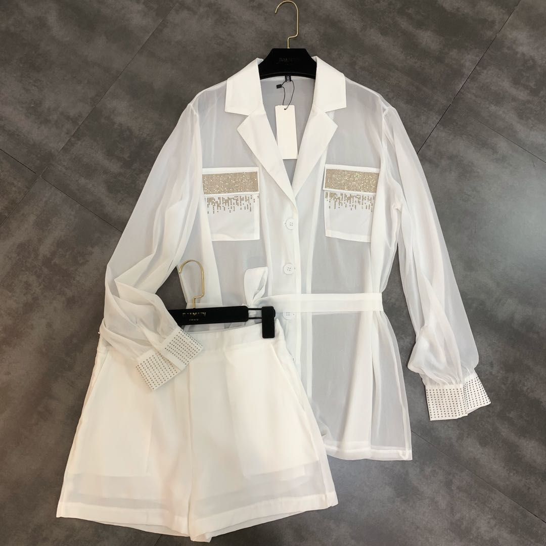 Long Sleeve White Matching Shorts Set|Size: M