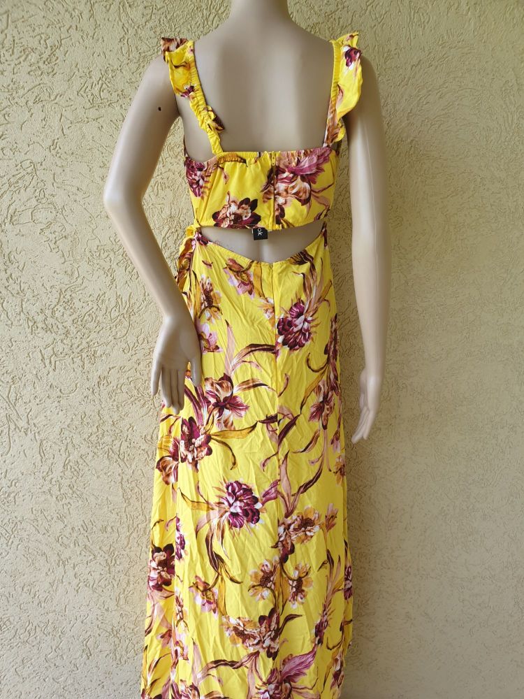 Sleeveless Floral Print Dress Size: M