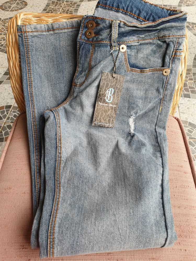 ($25 Only! Last Chance Sale) #H025 Medium Wash Lightly Distressed|Size: M