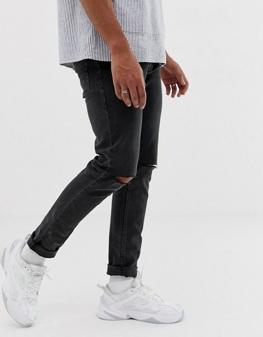 Skinny Black Washed Ripped knees Jeans Size: W30 L34