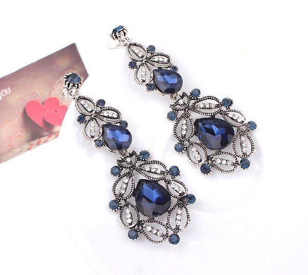 Blue Crystal/Rhinestone Elegant Style Earrings