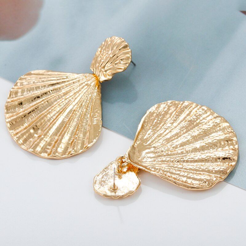Gold Fashion Shell Alloy Drop Earrings