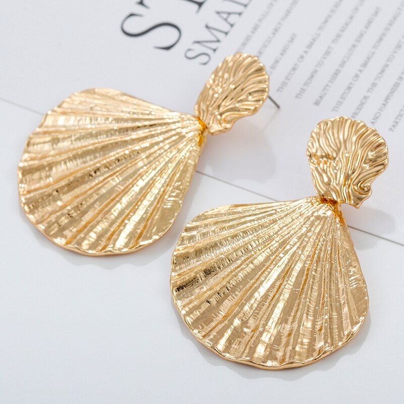 Gold Fashion Shell Alloy Drop Earrings