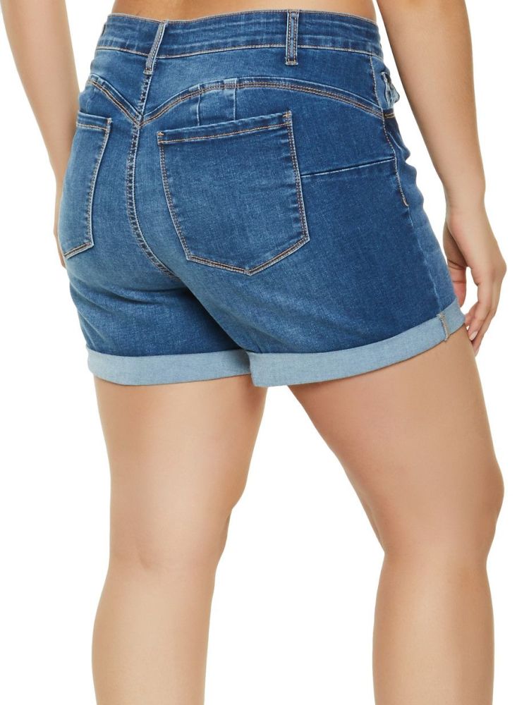 #692307 Fixed Cuffs Jean Shorts Size: 3XL