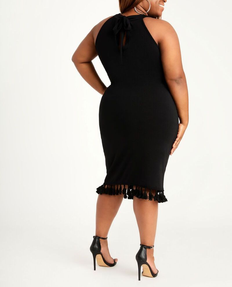 D085 Tassel Hem/Keyhole Halter Dress Size: 1XL