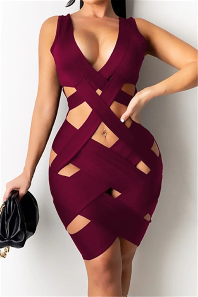 B388|Rose Red Deep V-neck Slim Dress Size: M