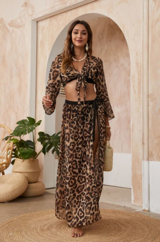 Leopard Print High Slit Two-Piece Set Size: L