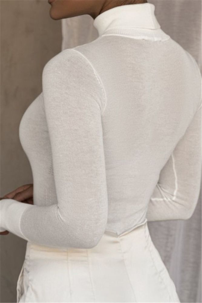 Turtleneck White Long Sleeve Bodysuit Size: M