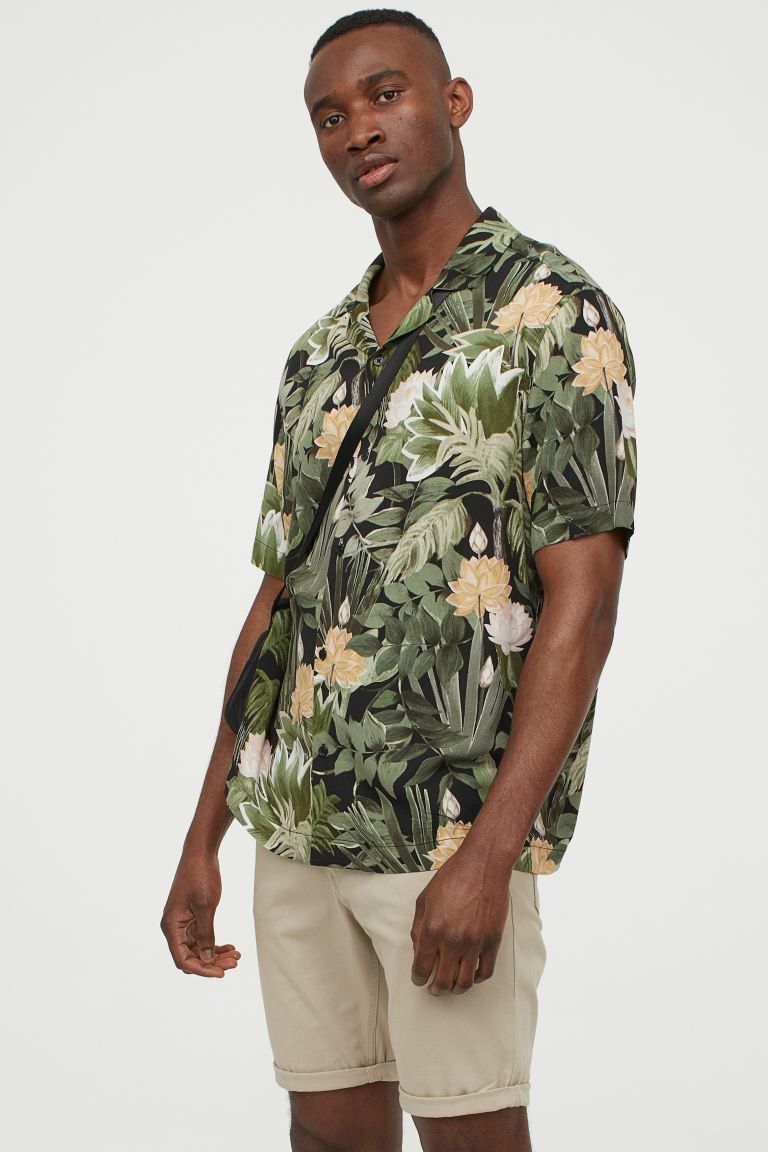 Black/Flowers Patterned Resort Print Shirt Size: XL