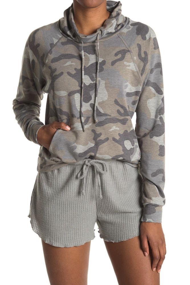 Printed Drawstring Funnel Neck Pullover In Camo Size: S