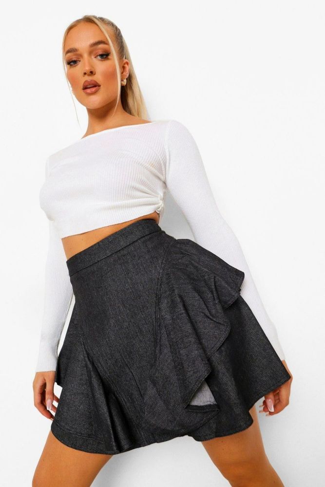 Dark Wash Ruffle Denim Skirt Size: M/L