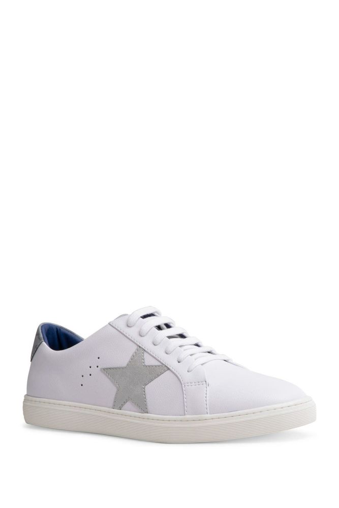 Steve Madden Low-Top Sneakers Size: 10.5