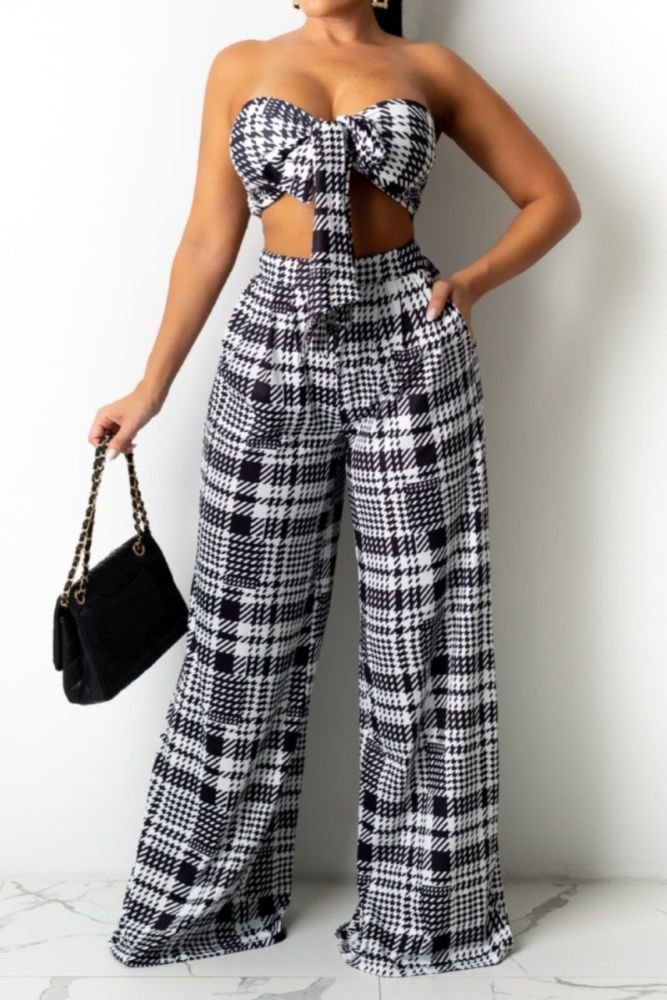 Printed Lace-Up Loose Fit Two-Piece Set Size: M