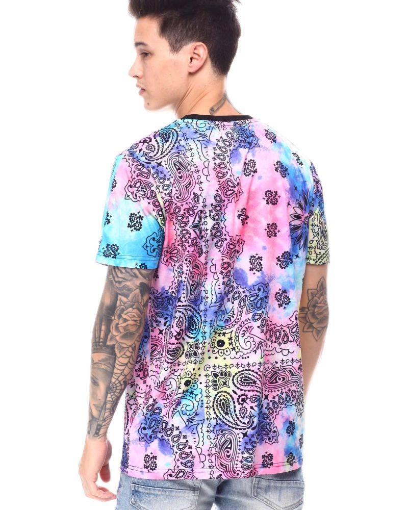 Multi Bandana Print Short Sleeve T-Shirt Size: M SKU: 8123456A