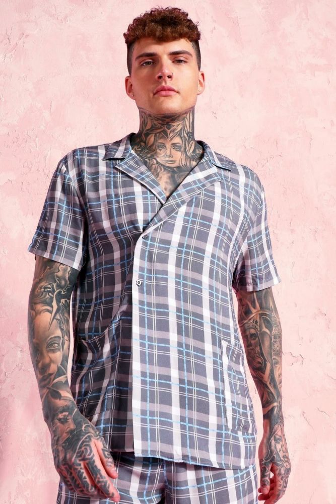  Short Sleeve Revere Collar Stripe Print Shirt Size: 1XL