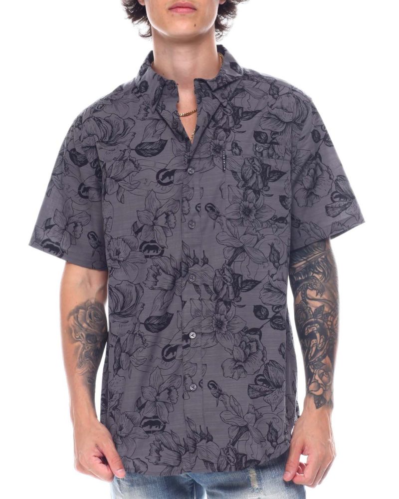 Jungle Short Sleeve  Woven Shirt Size: S