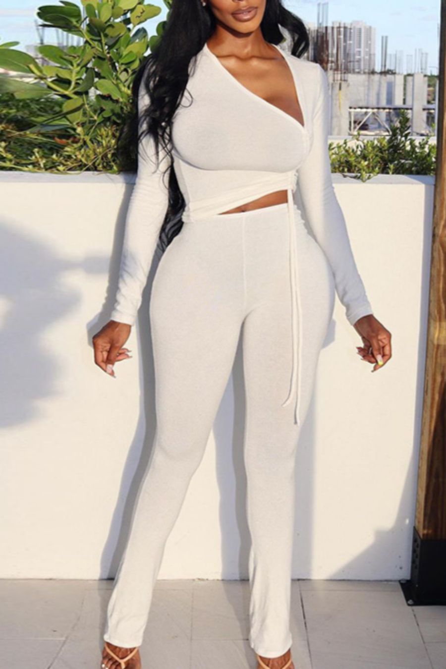 White Drawstring Stretch Two-Piece Set Size: L