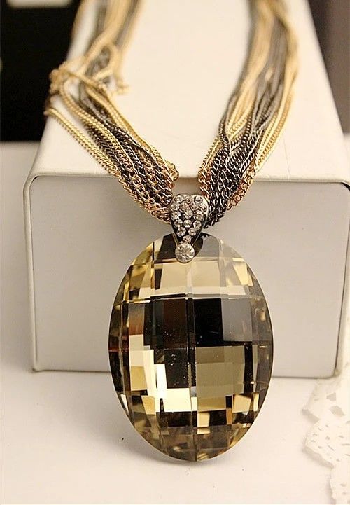 Vintage Gold / Black Oval Glass Crystal Pendant Necklace
