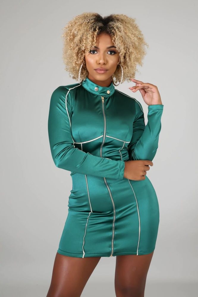 Green Satin Lines Body-Con Dress #C987 Size: L