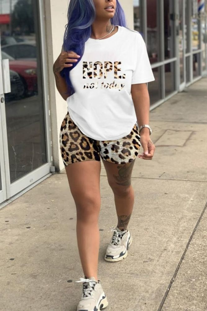 White Leopard Print Trim Stretch Short Sleeves Two-Piece Set Size: 1XL