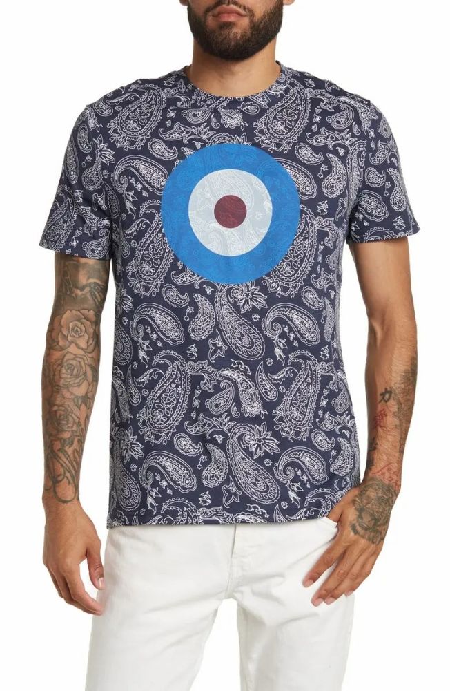 Ben Sherman Paisley Target Print Crewneck T-Shirt Size: S