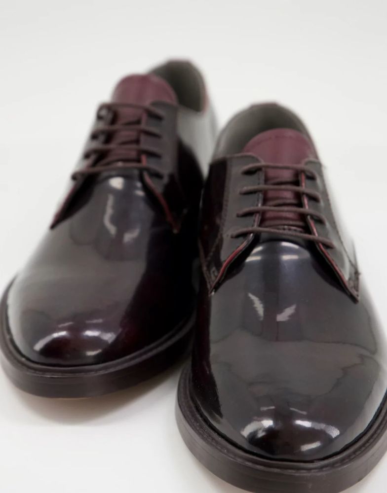 Burgundy Patent Shoes Size: 11