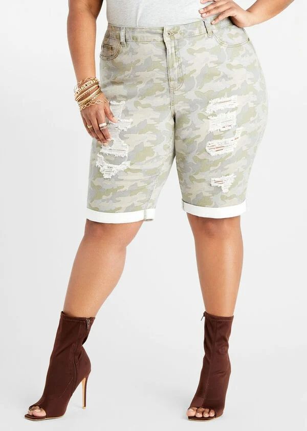 #6173095 Bermuda Distressed Camo Print Denim Shorts Size: 4XL