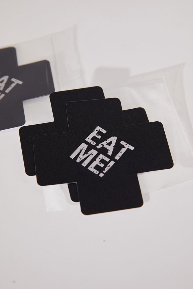 Satin Eat Me Letter Print Nipple Pad Size: (size:8cm)