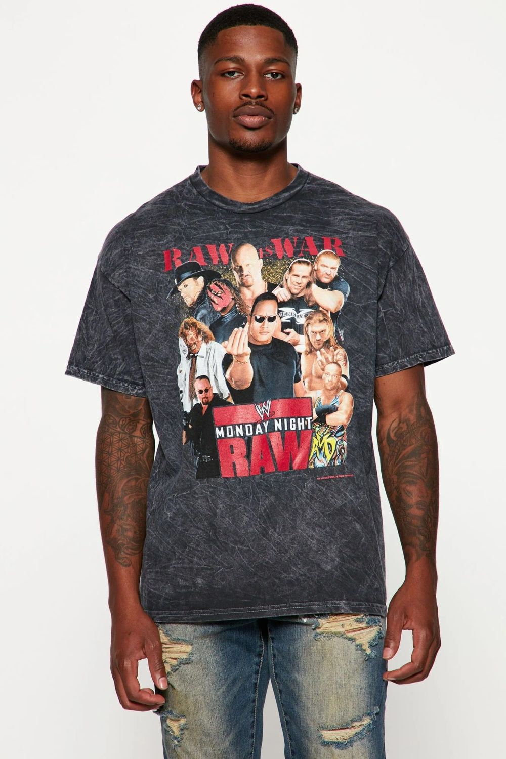 Monday Night Raw Short Sleeve Black T-Shirt Size: S