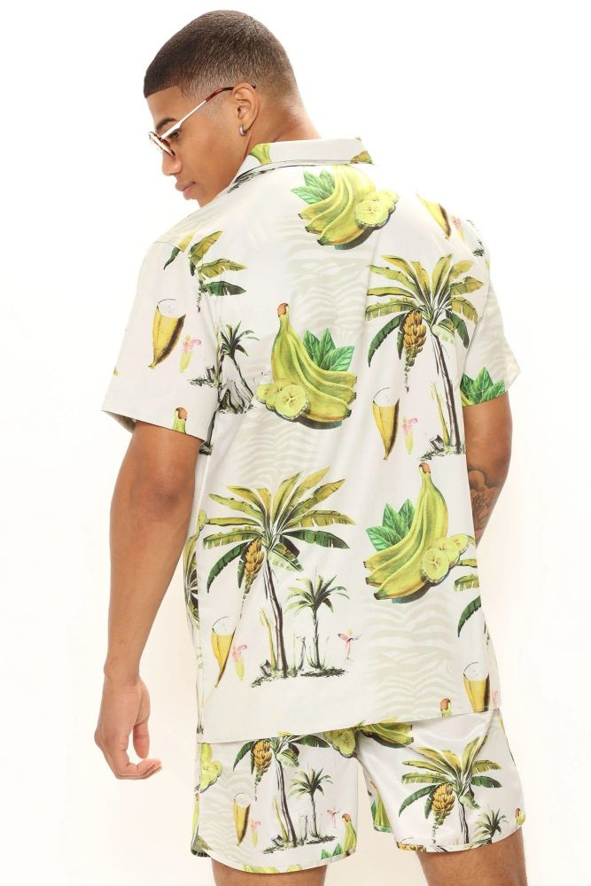 Yellow Desert Island Short Sleeve Woven Shirt Size: 3XL