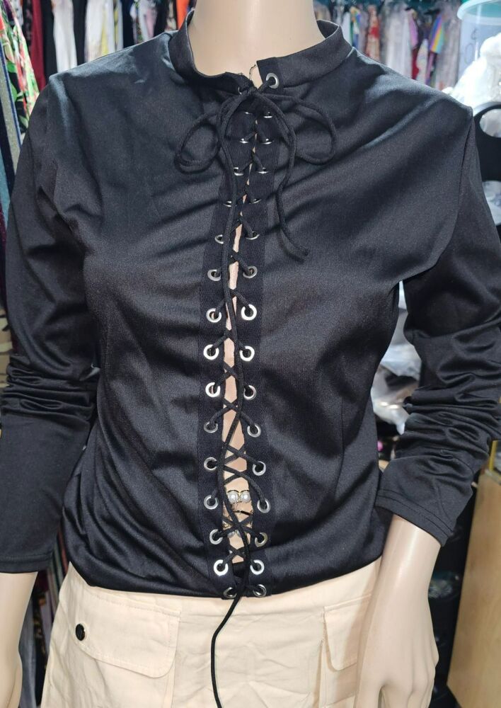 Black Long Sleeve Lace-up Top Size: L