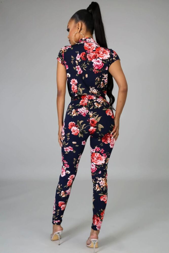 Floral Print Vacay Stretch Pant Size: M