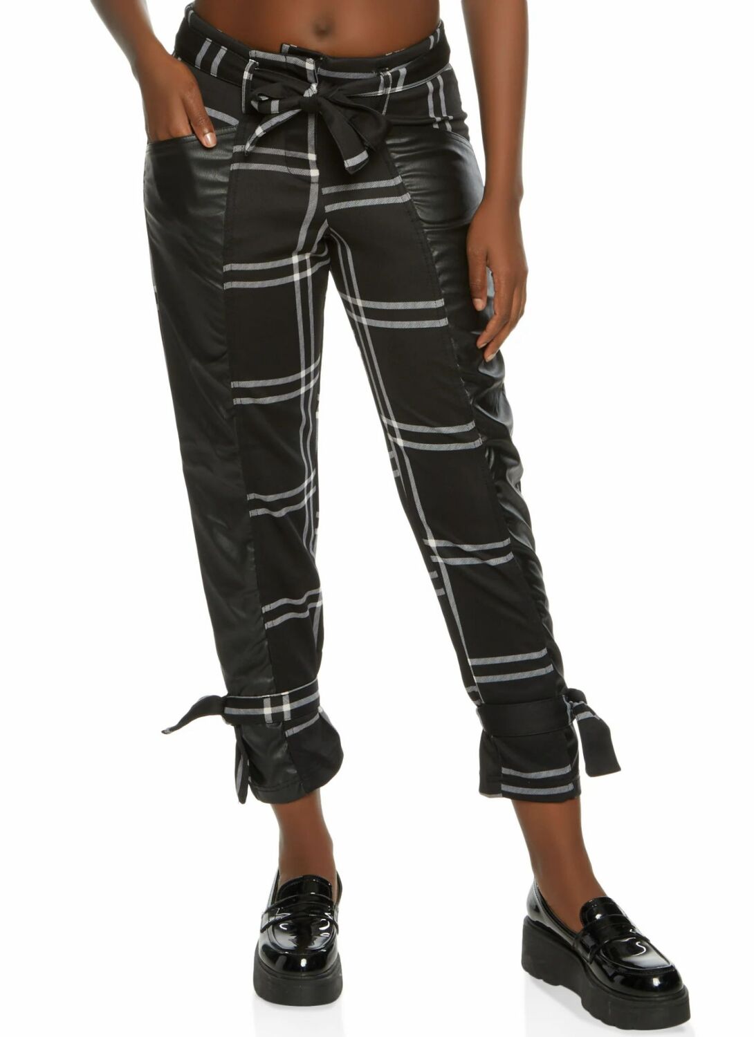 Size: XL Black/white Faux Leather Detail Tie Ankle Pants SKU: B/WFL-DTAP-PX