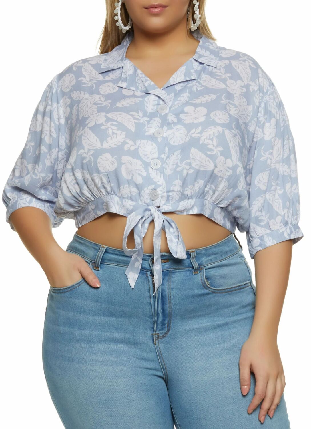 Size: 2XL Blue Leaf Print Tie Front Cropped Shirt SKU: BLPTFC-S