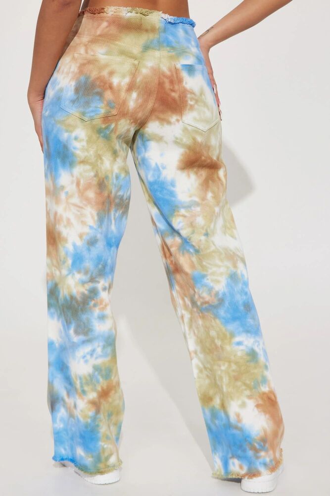 Size: 7-M Multi Color Cut Off Waistband Wide Leg Non-Stretch Jean