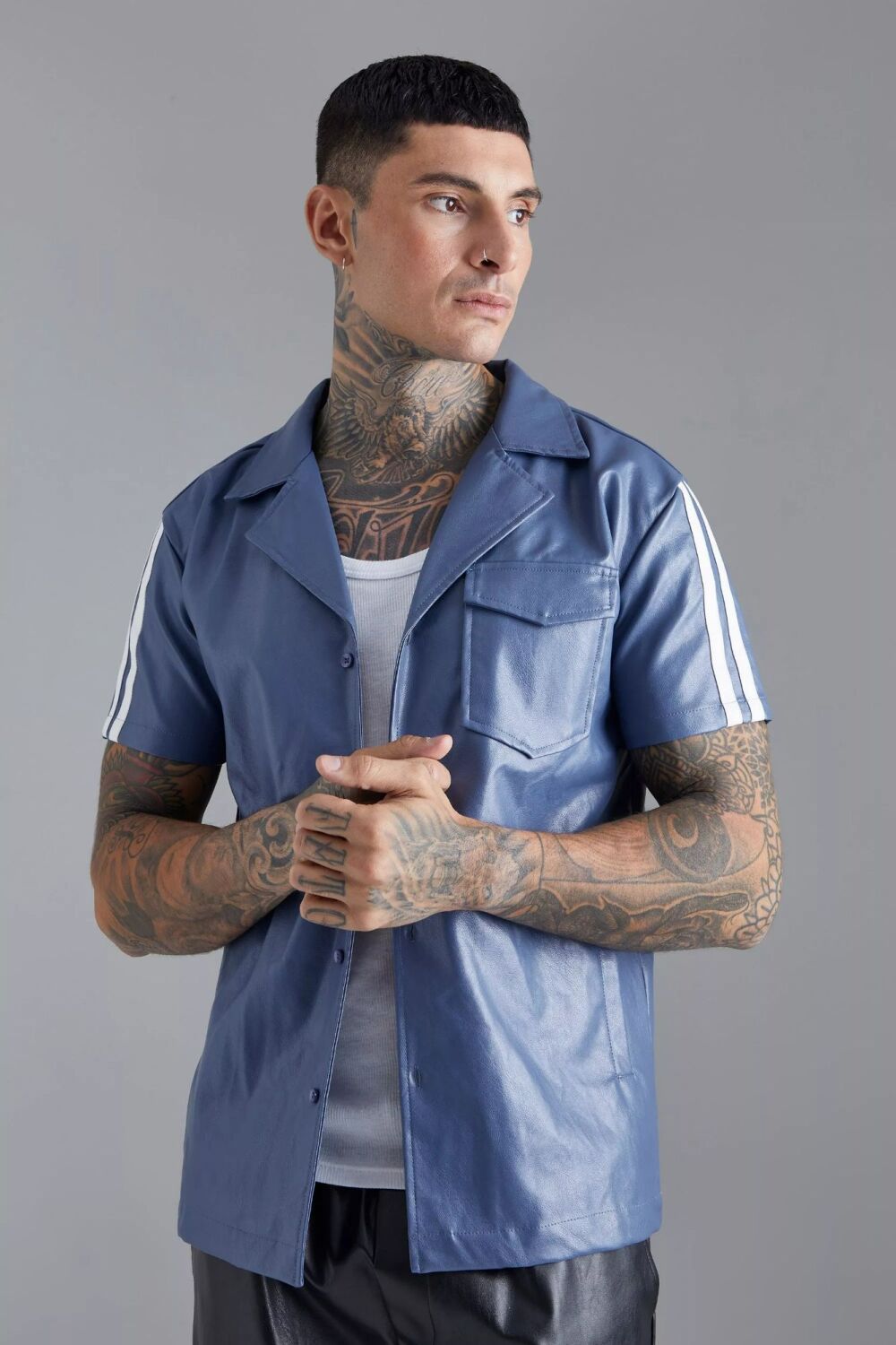COMIMG SOON! Size: L Short Sleeve Dropped Revere Tape Detail Shirt